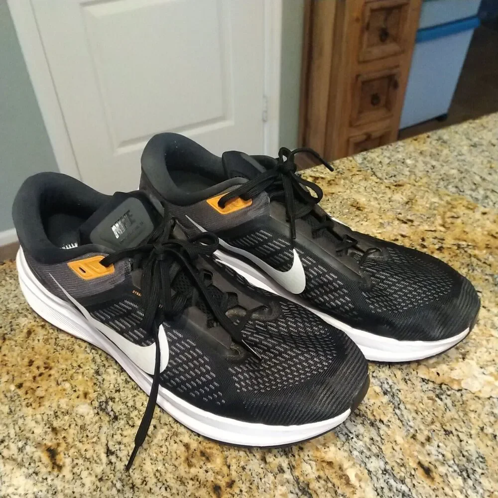 Nike size 12.5 Air Zoom Structure 24 DA8535 003 Black / Pure Platinum